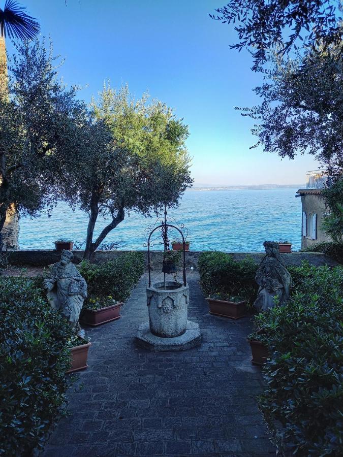 Il Nido Del Cigno Apartman Sirmione Kültér fotó